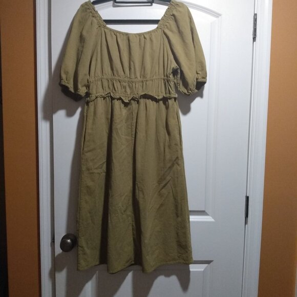 Olive Green Puff Sleeve Cottagcore Peasant Dress - Picture 3 of 4